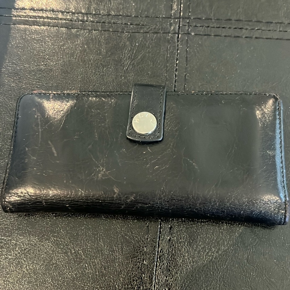 Hobo International black wallet. Leather. Women’s